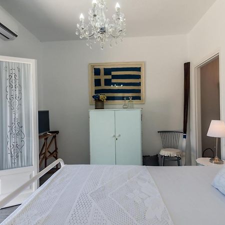 Maison Triantatria Plaka  Exteriér fotografie