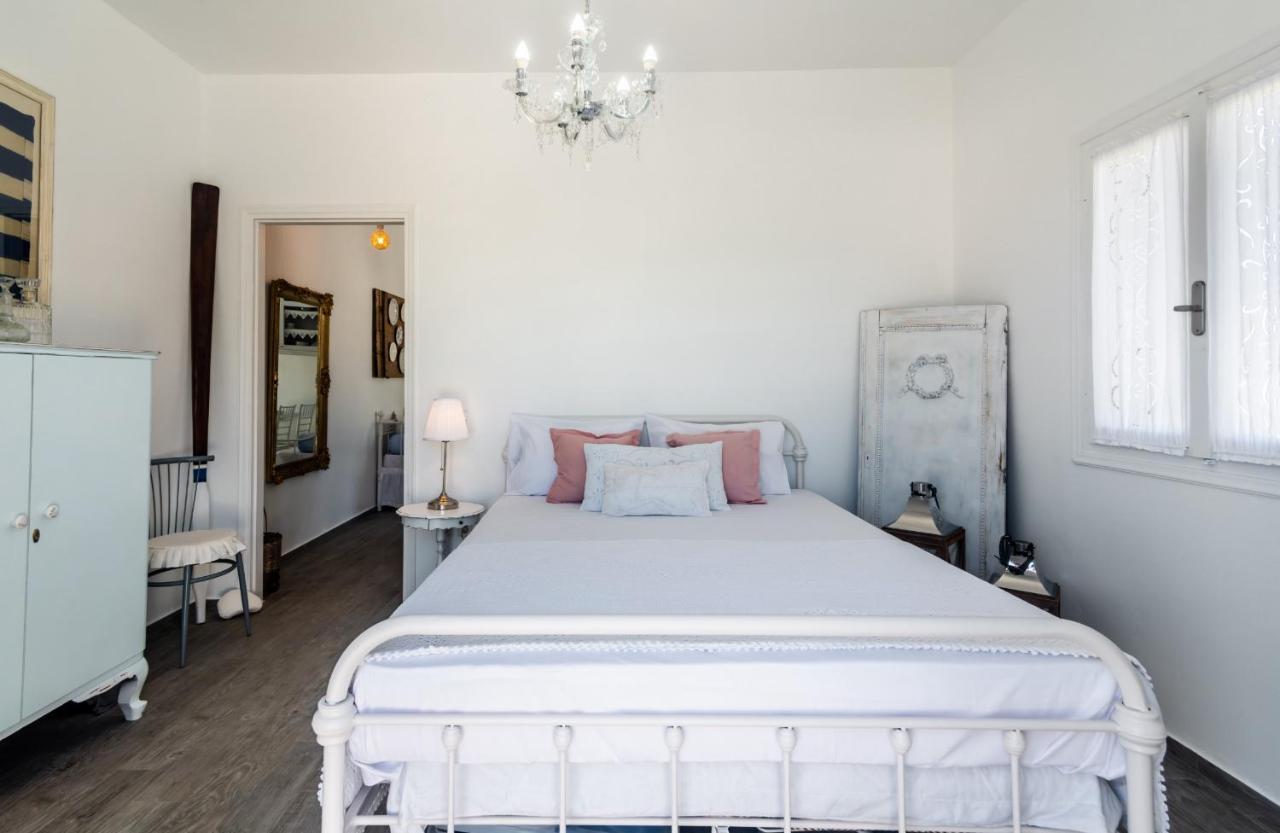Maison Triantatria Plaka  Exteriér fotografie